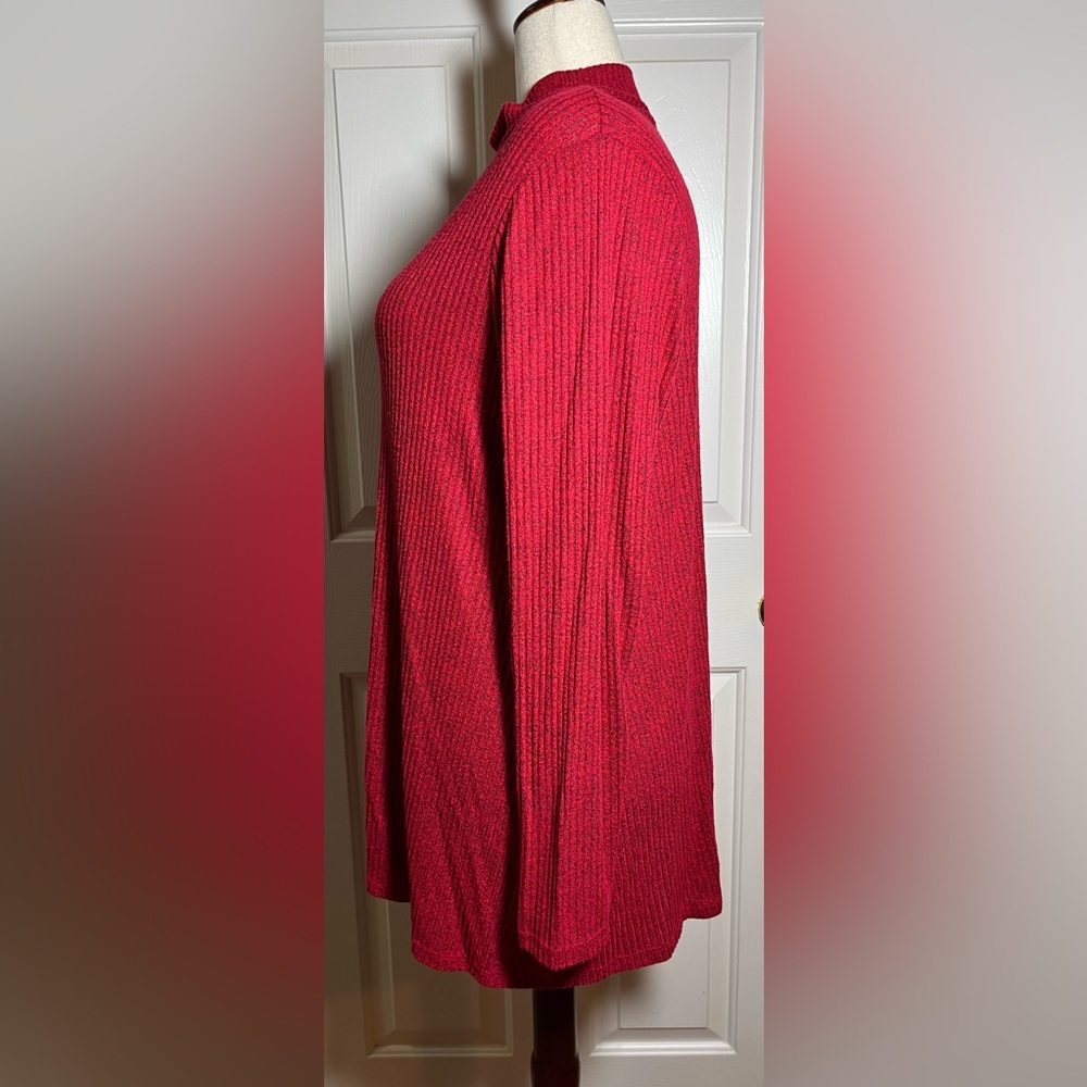 Lane Bryant Red Textured Women’s Swing Top - Picture 4 of 7